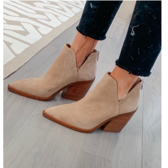 Vince Camuto Shoes - NWOT Vince Camuto Gigietta Bootie